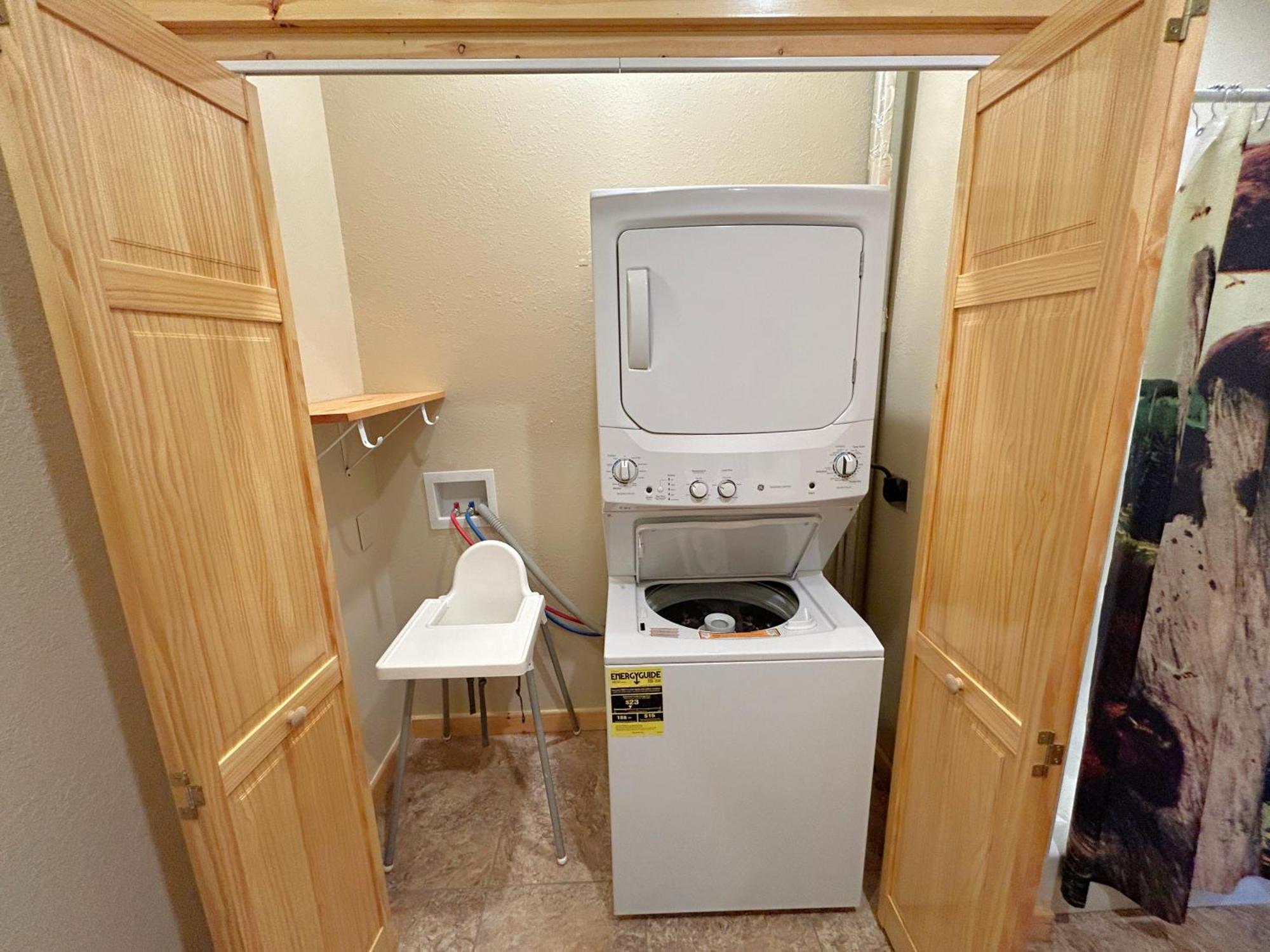 Prime Location & Loaded For Family Fun Holiday home *