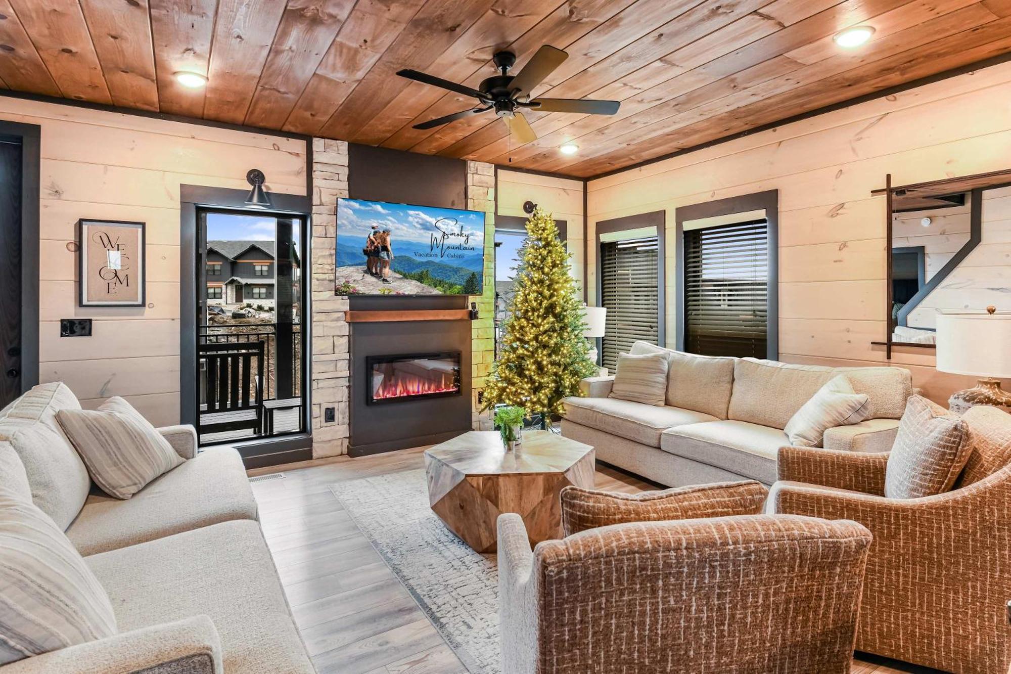 Chalet Smith Creek - 5 Bedrooms 20 Guest - Indoor Pool - Amenities *