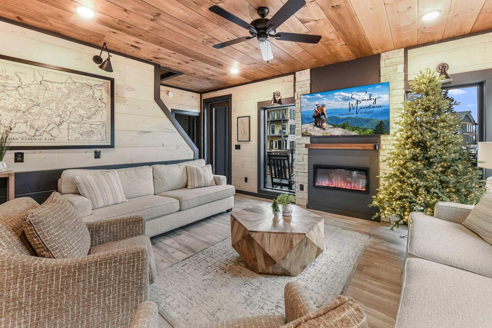 Chalet Smith Creek - 5 Bedrooms 20 Guest - Indoor Pool - Amenities