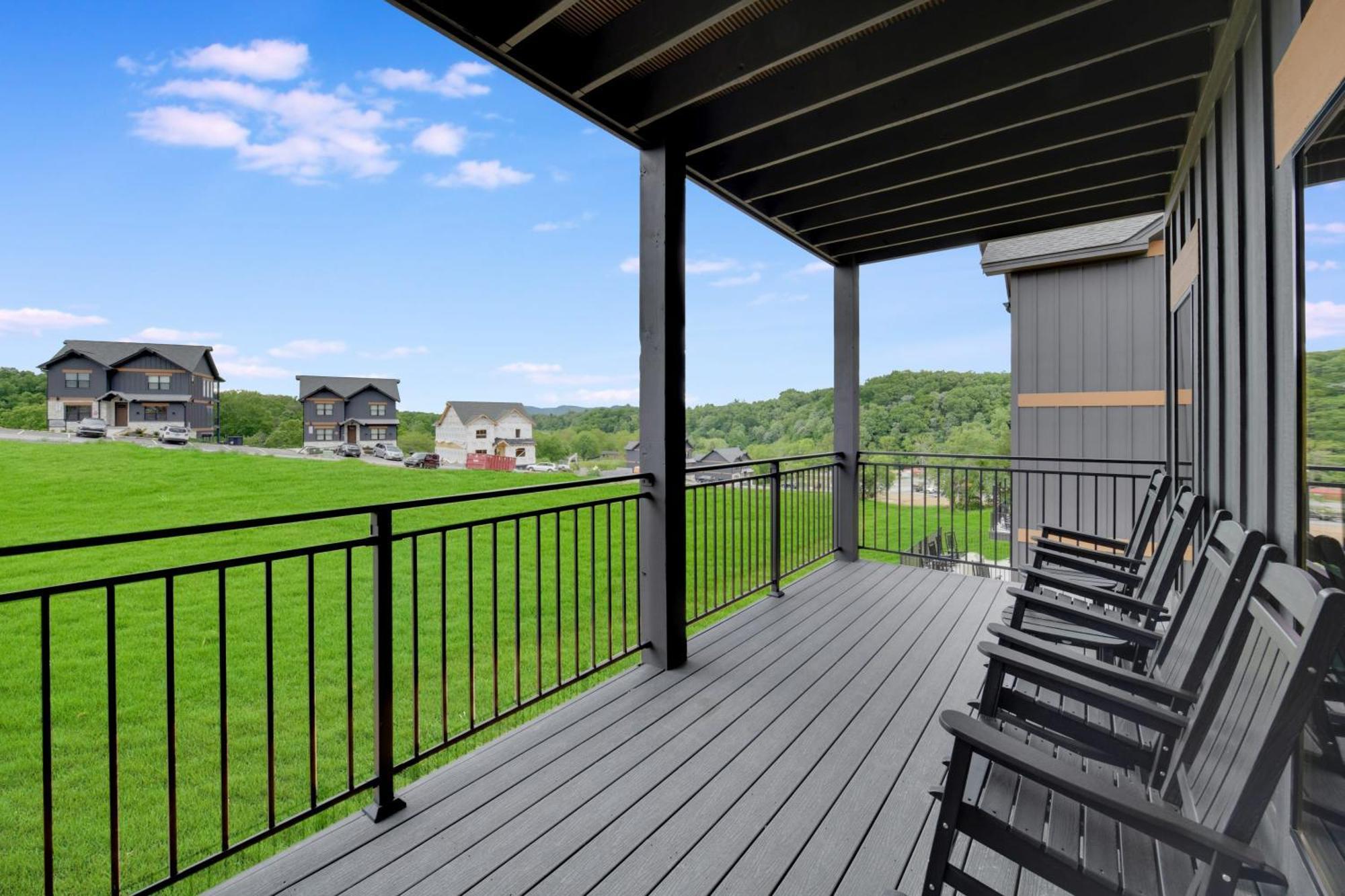 Smith Creek - 5 Bedrooms 20 Guest - Indoor Pool - Amenities *