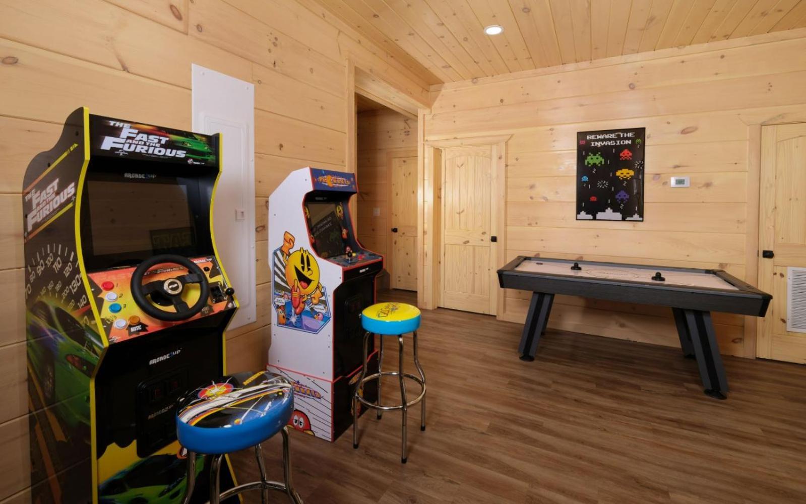 Smoky Mountain Oasis Villa Pigeon Forge