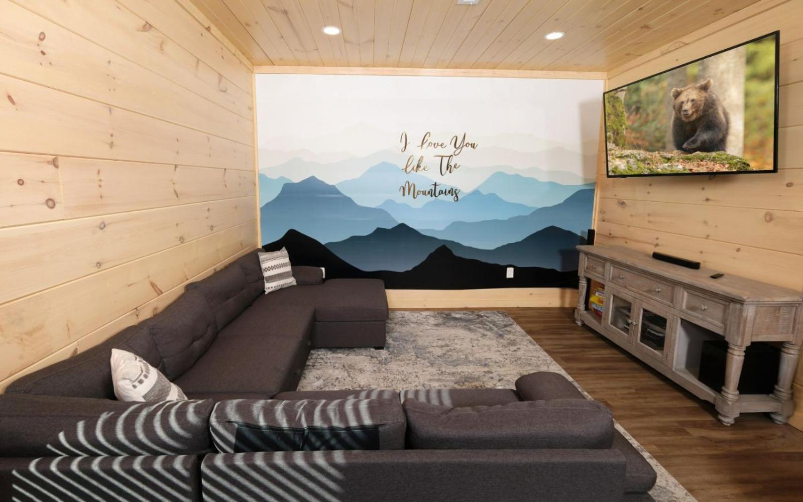Smoky Mountain Oasis