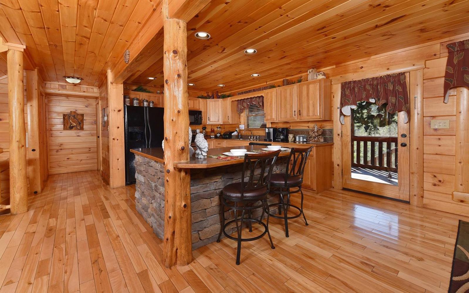 Owlpine * Pigeon Forge