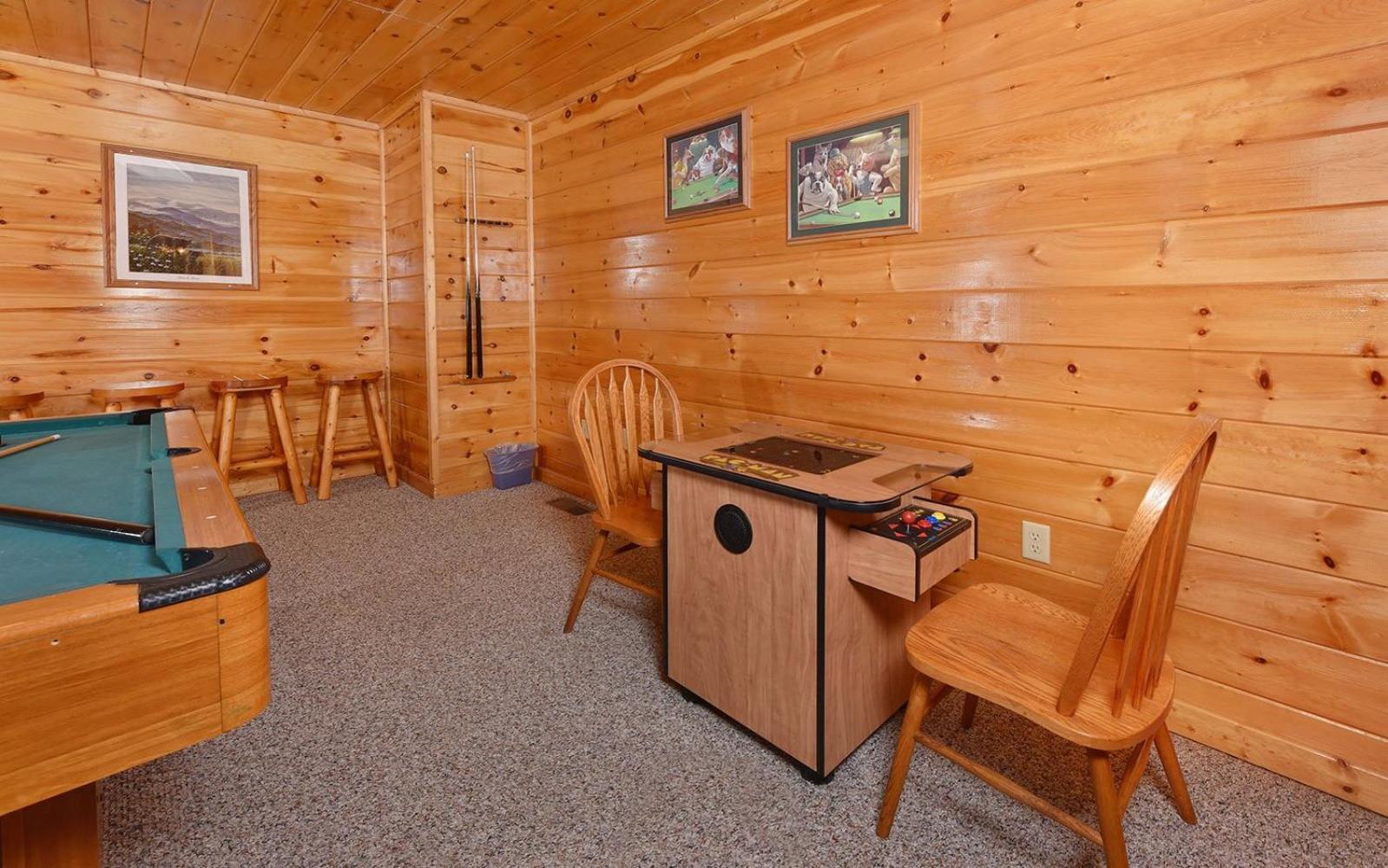 Bear Footin Heaven Villa Pigeon Forge
