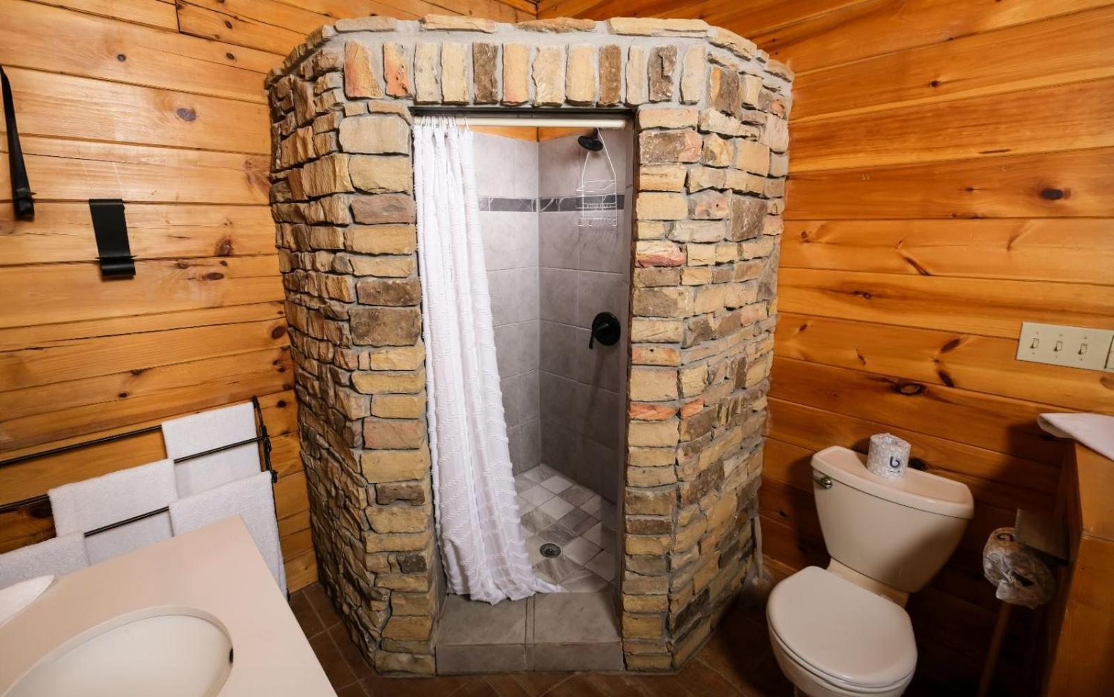 Villa Smoky Mountain Splash Pigeon Forge