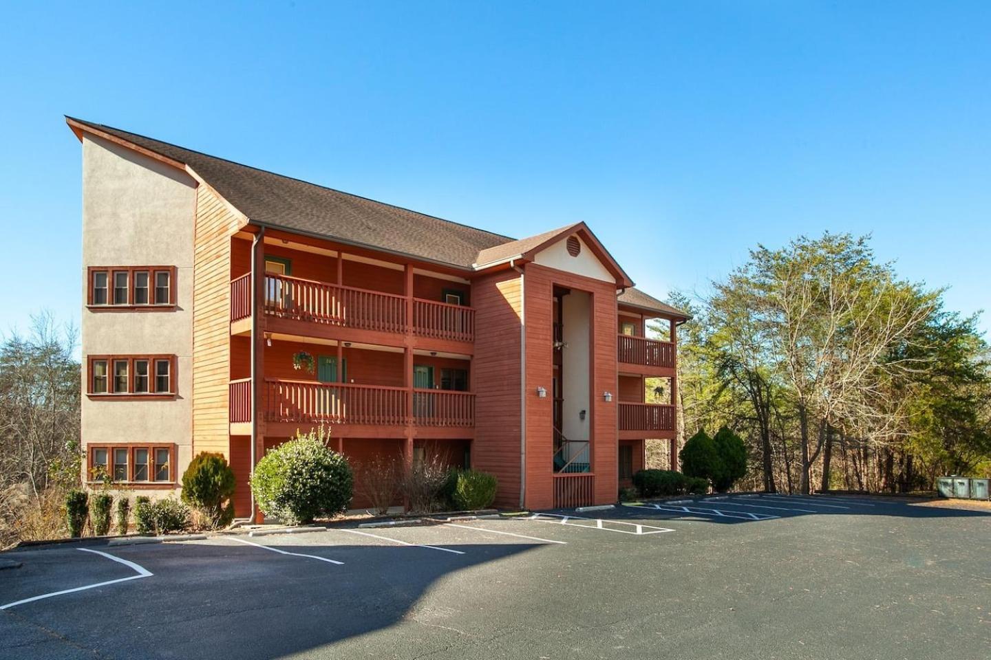 Cozy 2br Just 5 Min To Pkwy! Free Attraction Tickets * Pigeon Forge