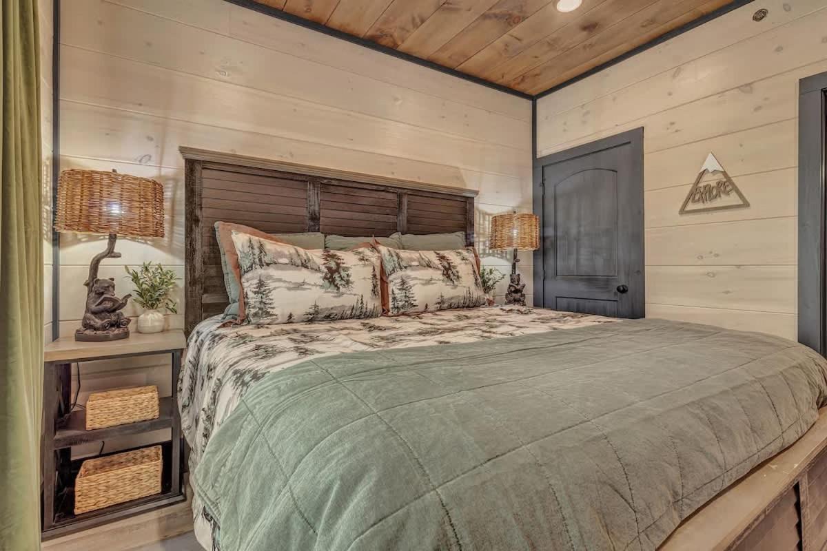 Mountain Plunge Holiday home *