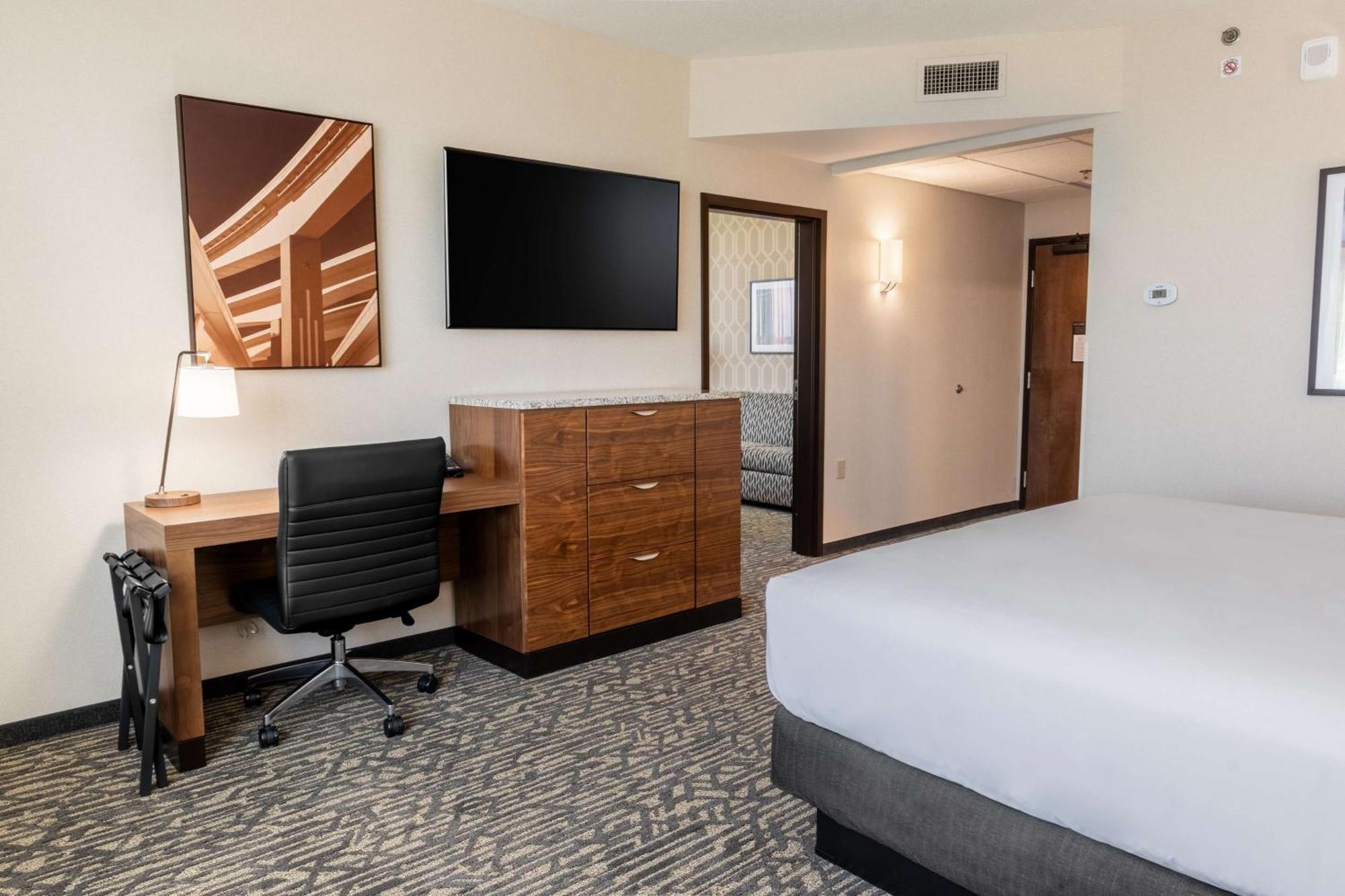 Drury Plaza 3* Pigeon Forge