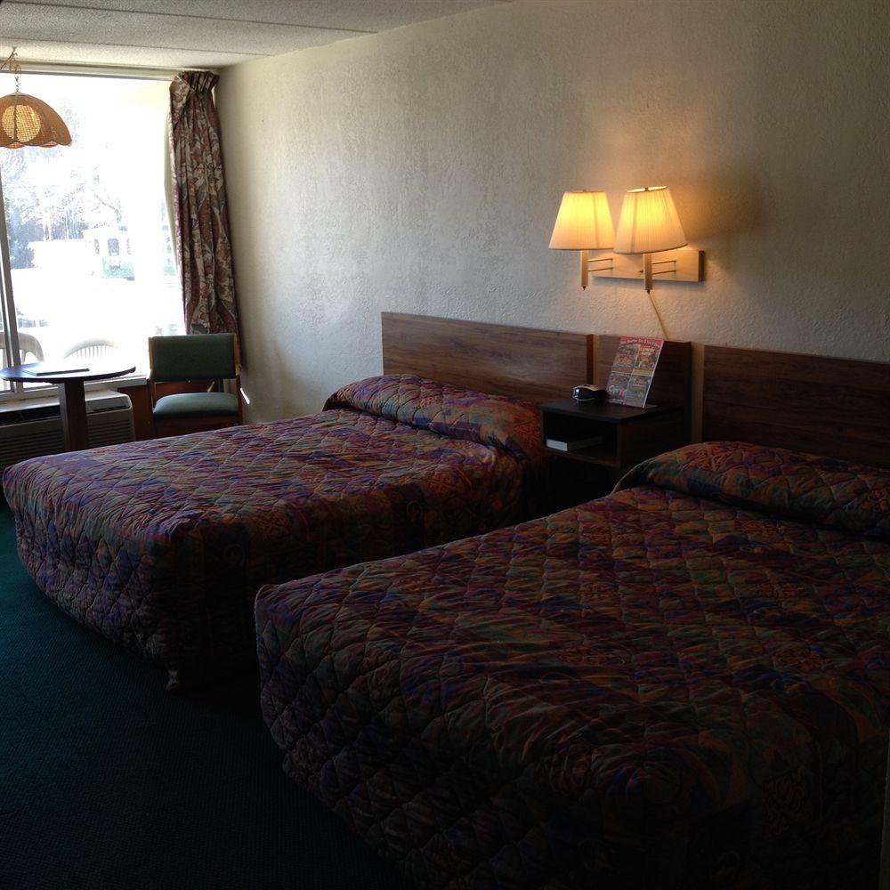 Conner Hill Motor Motel Pigeon Forge