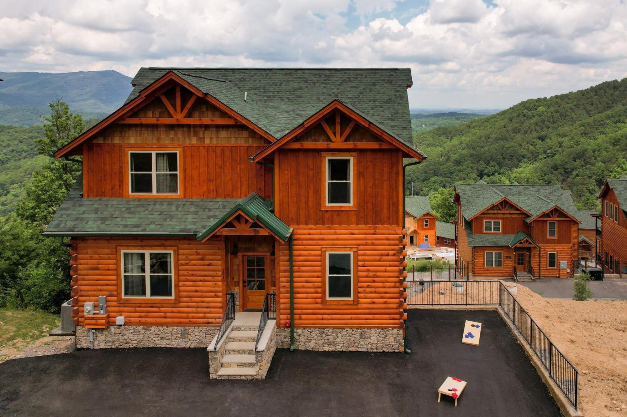 Holiday home Duval By Avantstay 10min To Dt W Indoor Pool Hot Tub Amazing Views *