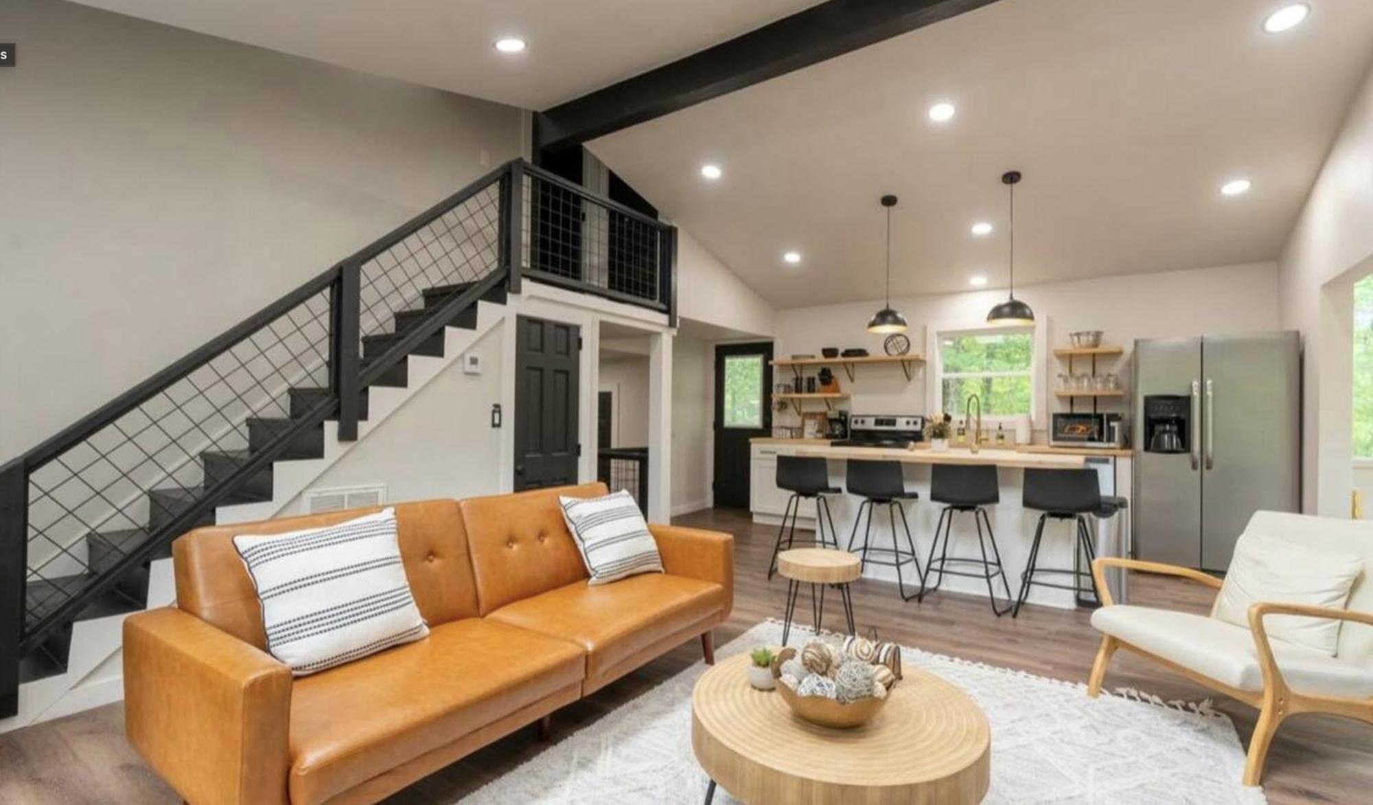 Modern Mountain Hideaway-secluded, Close To Town Holiday home Pigeon Forge