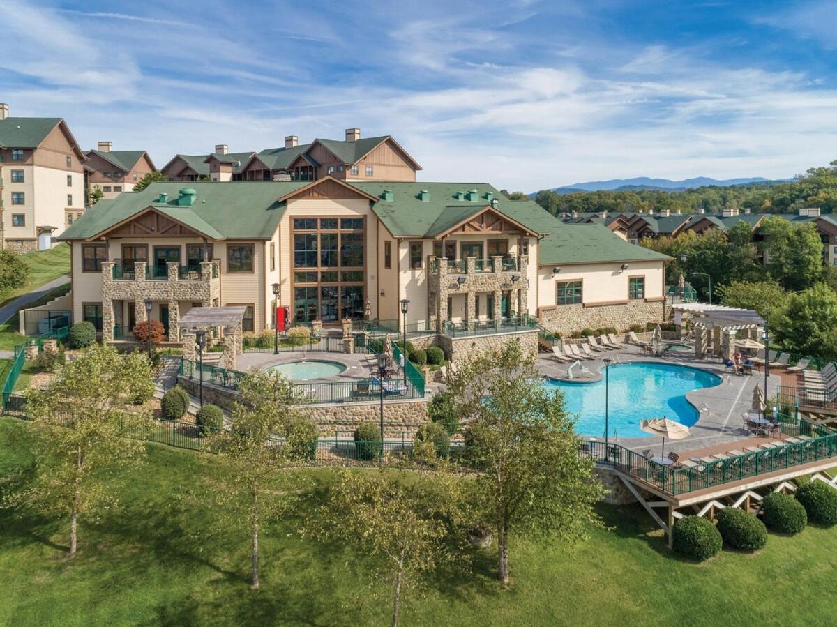 Apartment Amazing View Of Great Smoky Mtn Pigeon Forge