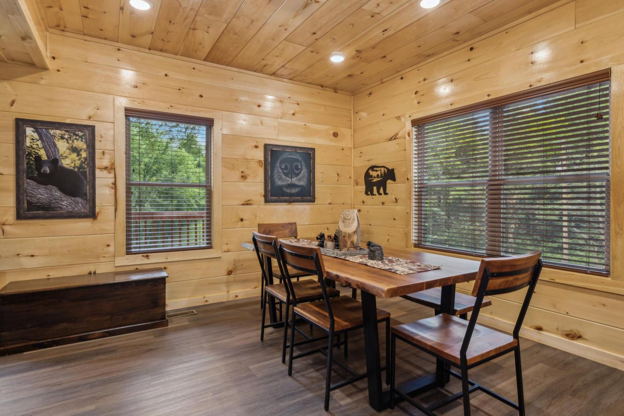 On Blackbeary Hill A Cozy 3 Bedroom Perfect For A Getaway In An Enchanting Forest Setting Holiday home *