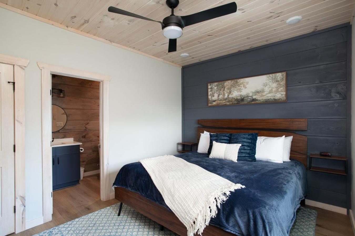 Stunning Heights Retreat Hot Tub, Mtn Views And Pigeon Forge