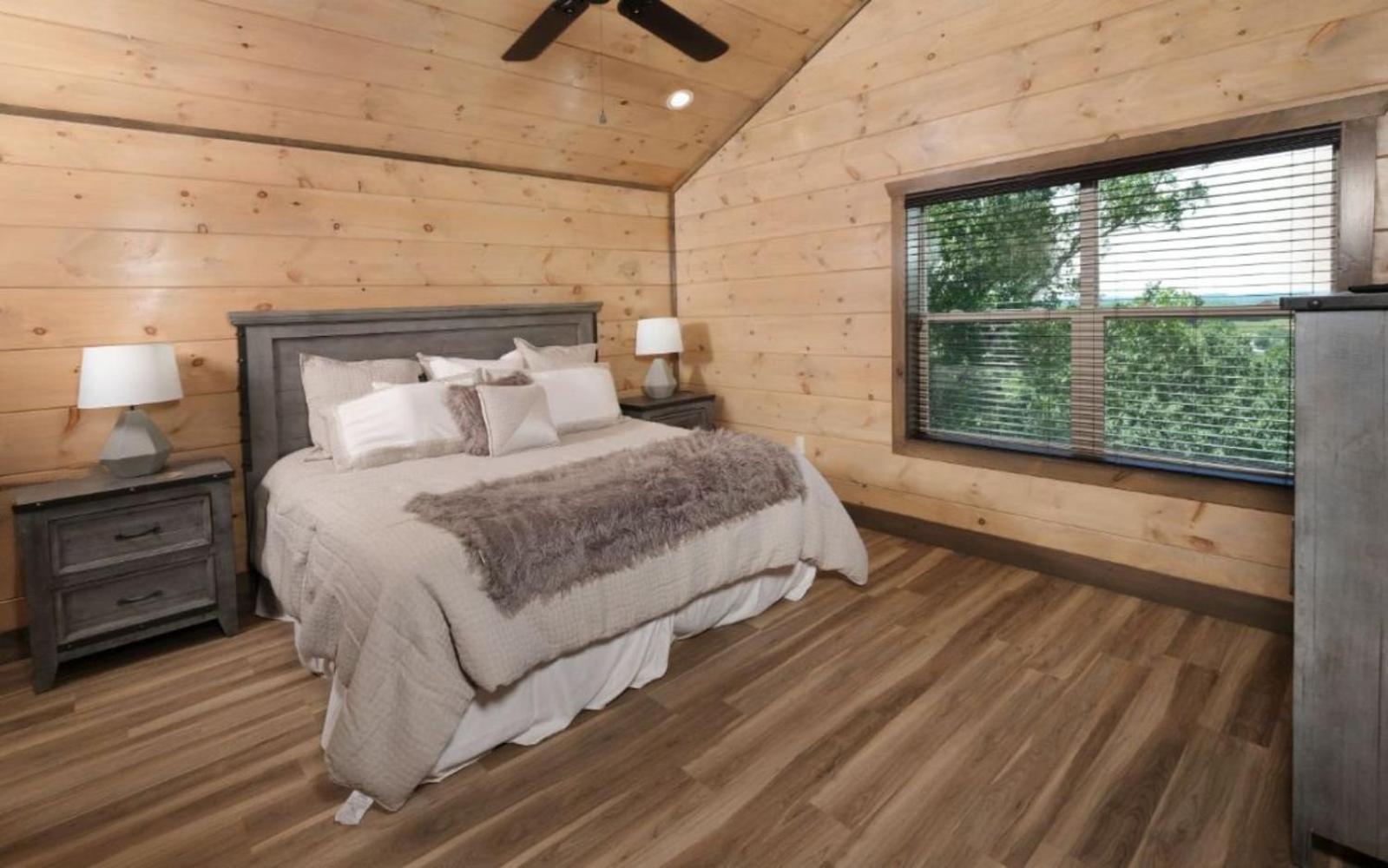 Hibernation Wonderland * Pigeon Forge