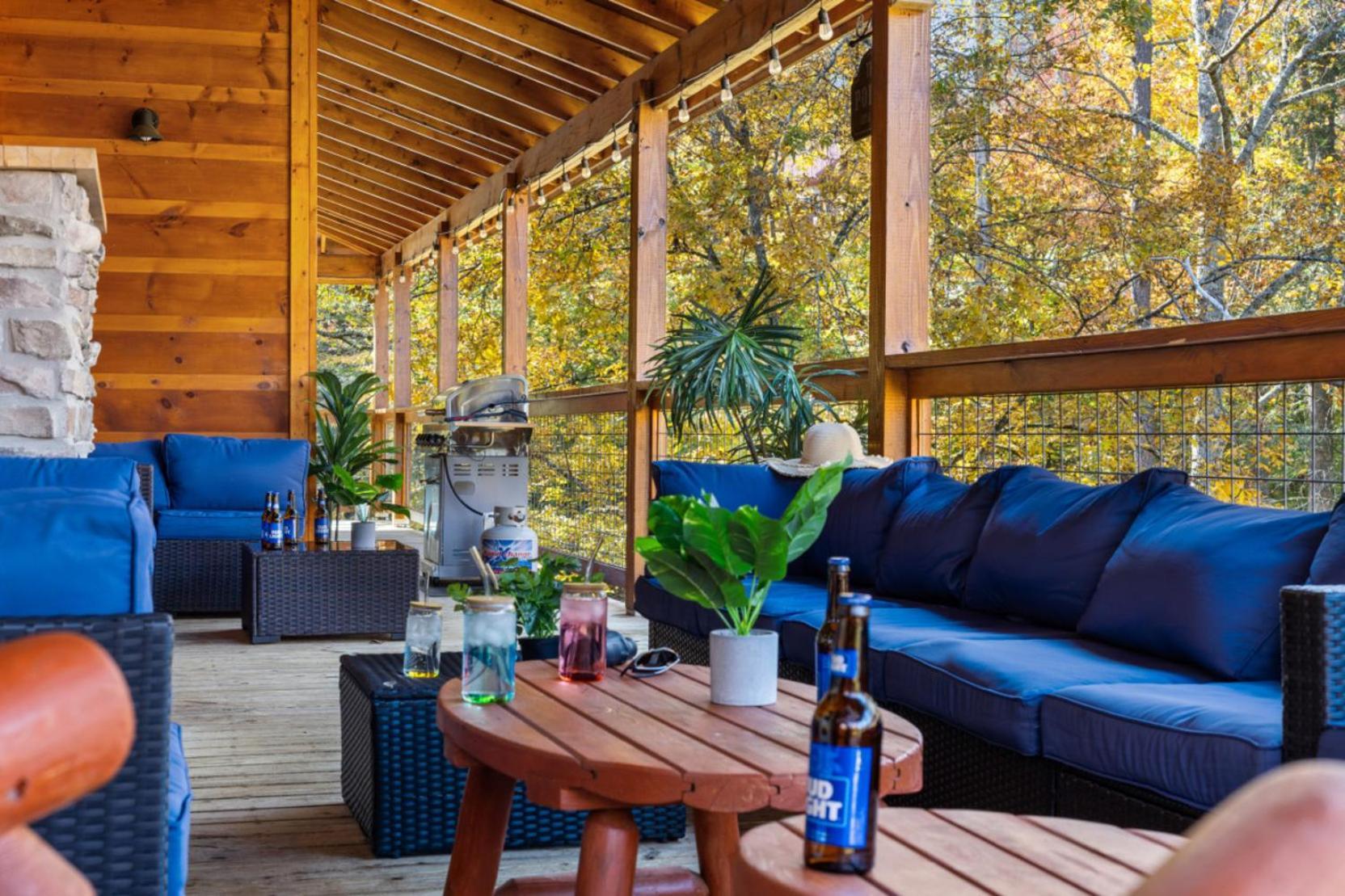 Elegant Elite Estate By Ghosal Luxury Holiday home Pigeon Forge