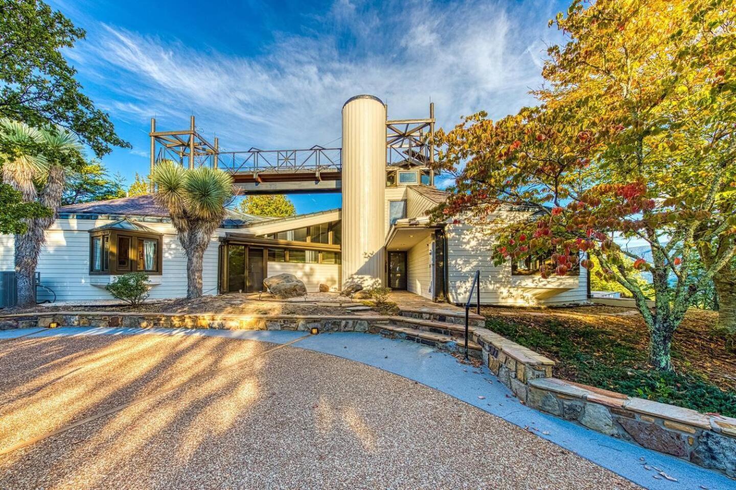 Belltop: Mountaintop Retreat With Views In Tn *