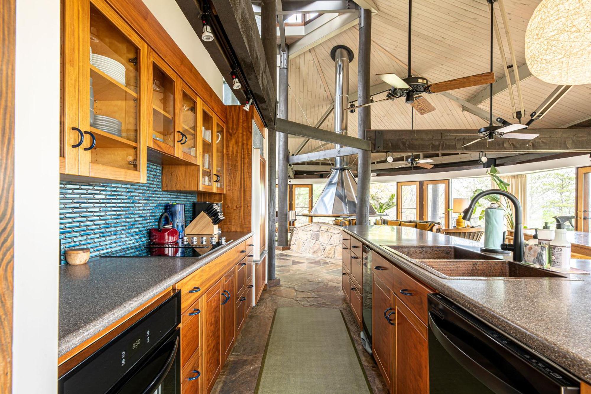 Belltop: Mountaintop Retreat With Views In Tn *