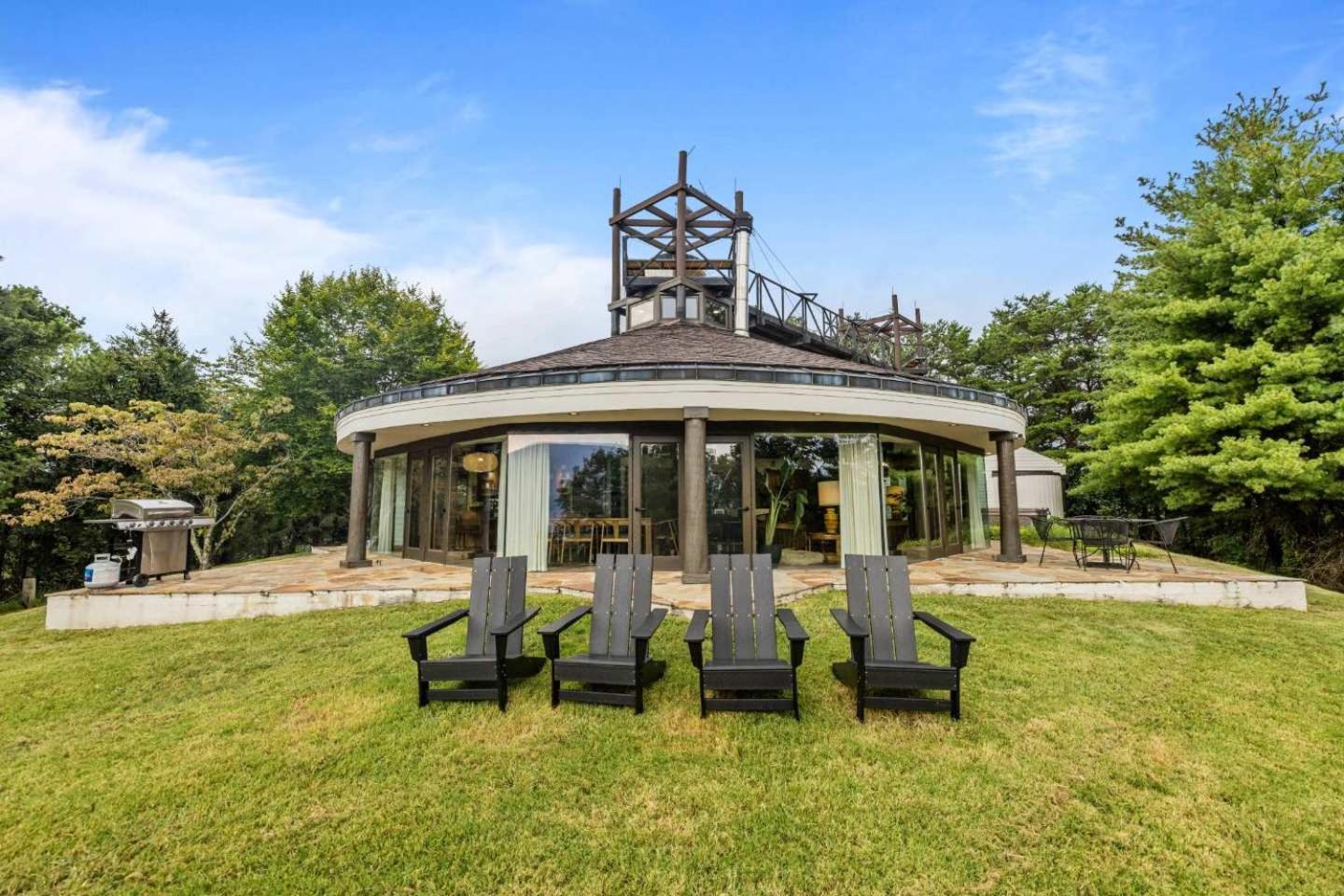 Belltop: Mountaintop Retreat With Views In Tn Holiday home Pigeon Forge