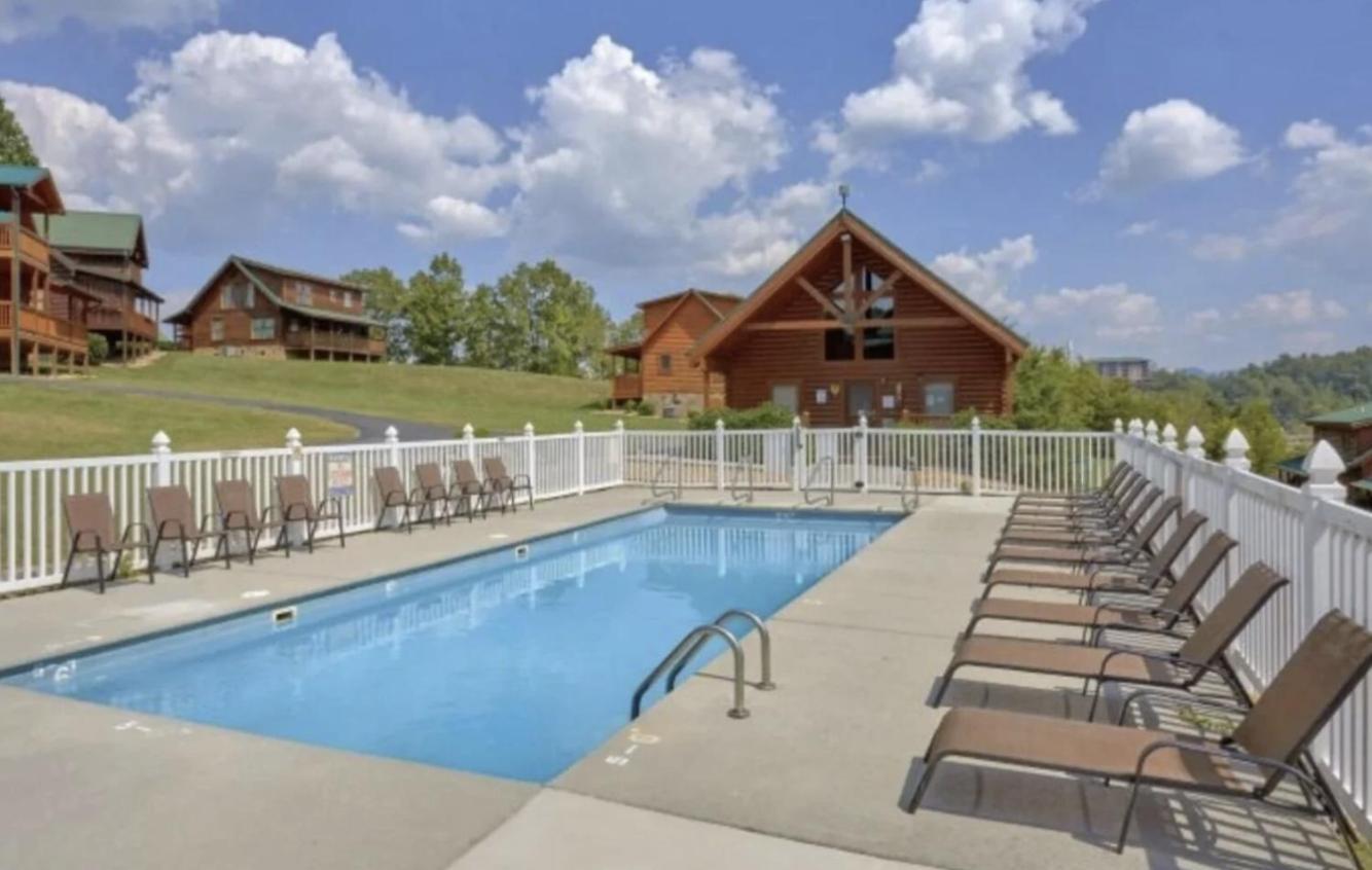 Amazing Grace - Newly Built - 3 Bedroom - Less Than 2 Miles From The Island * Pigeon Forge