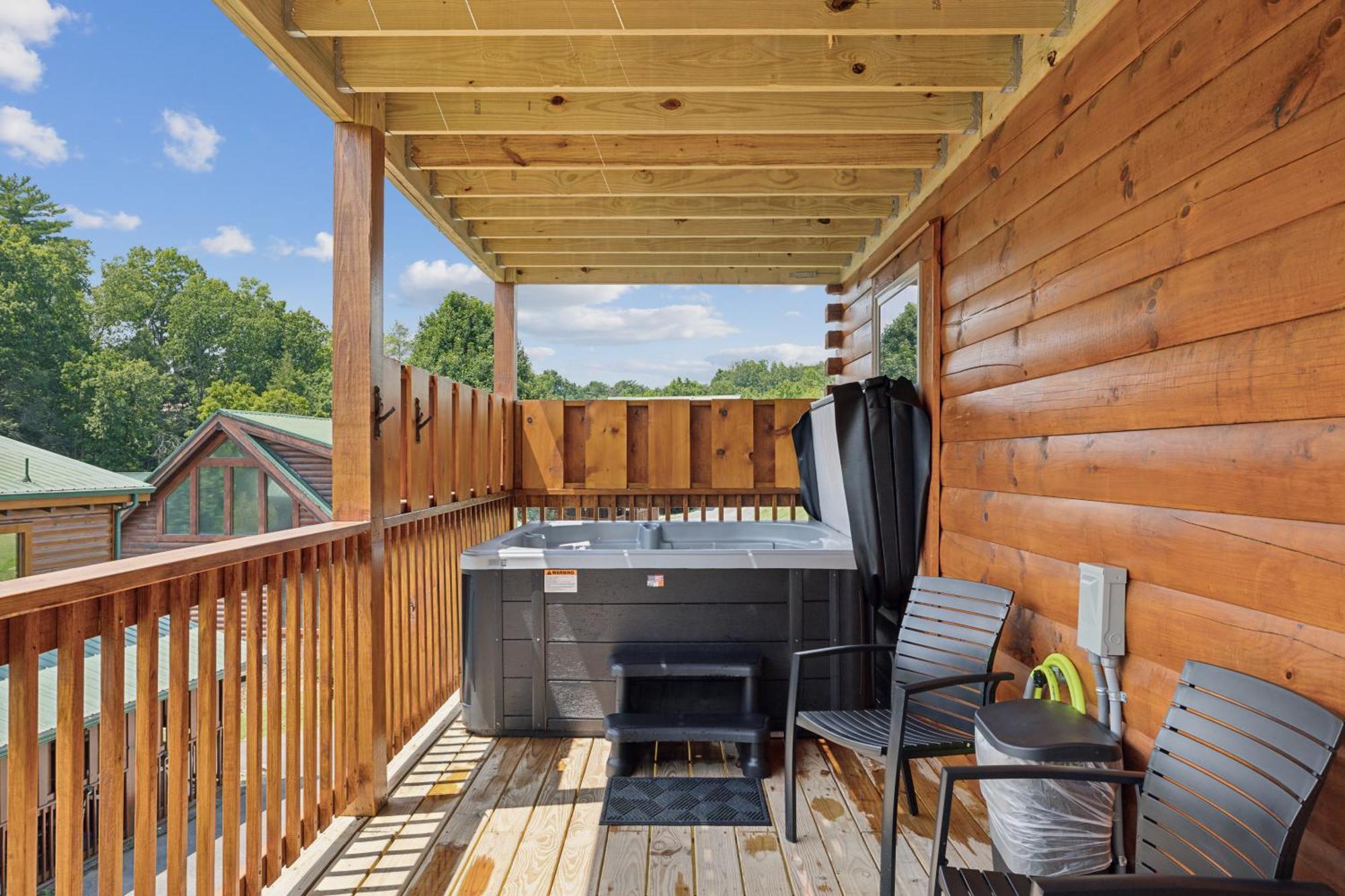 Holiday home Are My Sunshine - 3 Bedroom - Downtown Pigeon Forge!! *