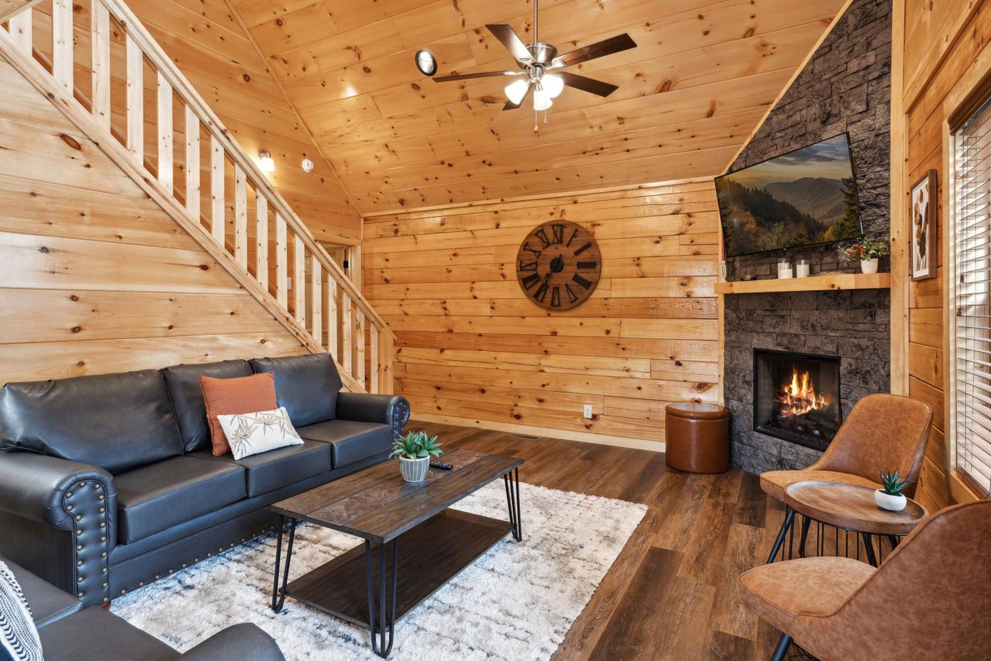 Amazing Grace - Newly Built - 3 Bedroom - Less Than 2 Miles From The Island Holiday home Pigeon Forge