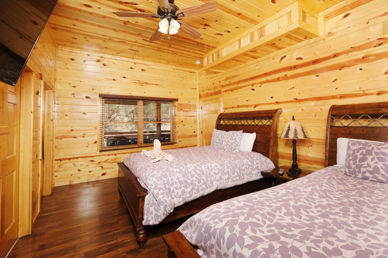 Pet Friendly 5br Indoor Pool Gameroom Theater *