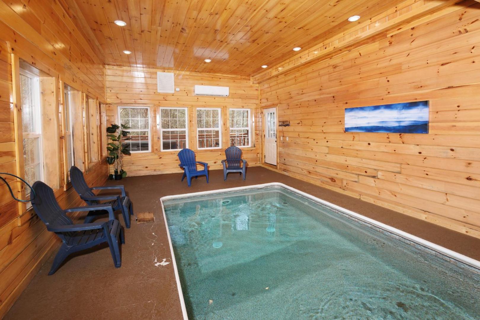 Pet Friendly 5br Indoor Pool Gameroom Theater