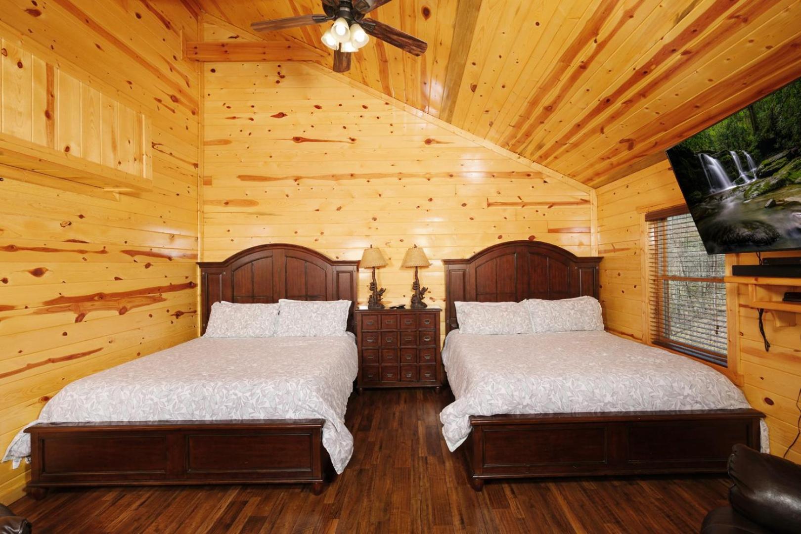 Pet Friendly 5br Indoor Pool Gameroom Theater * Pigeon Forge