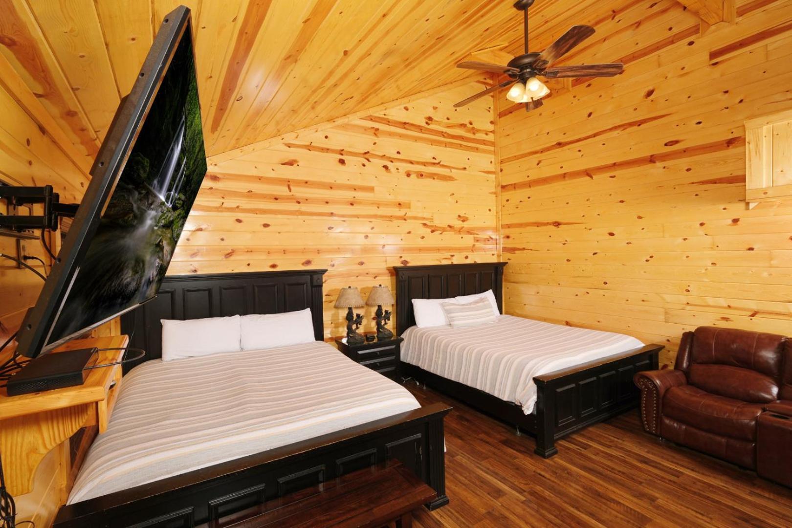 Holiday home Pet Friendly 5br Indoor Pool Gameroom Theater *