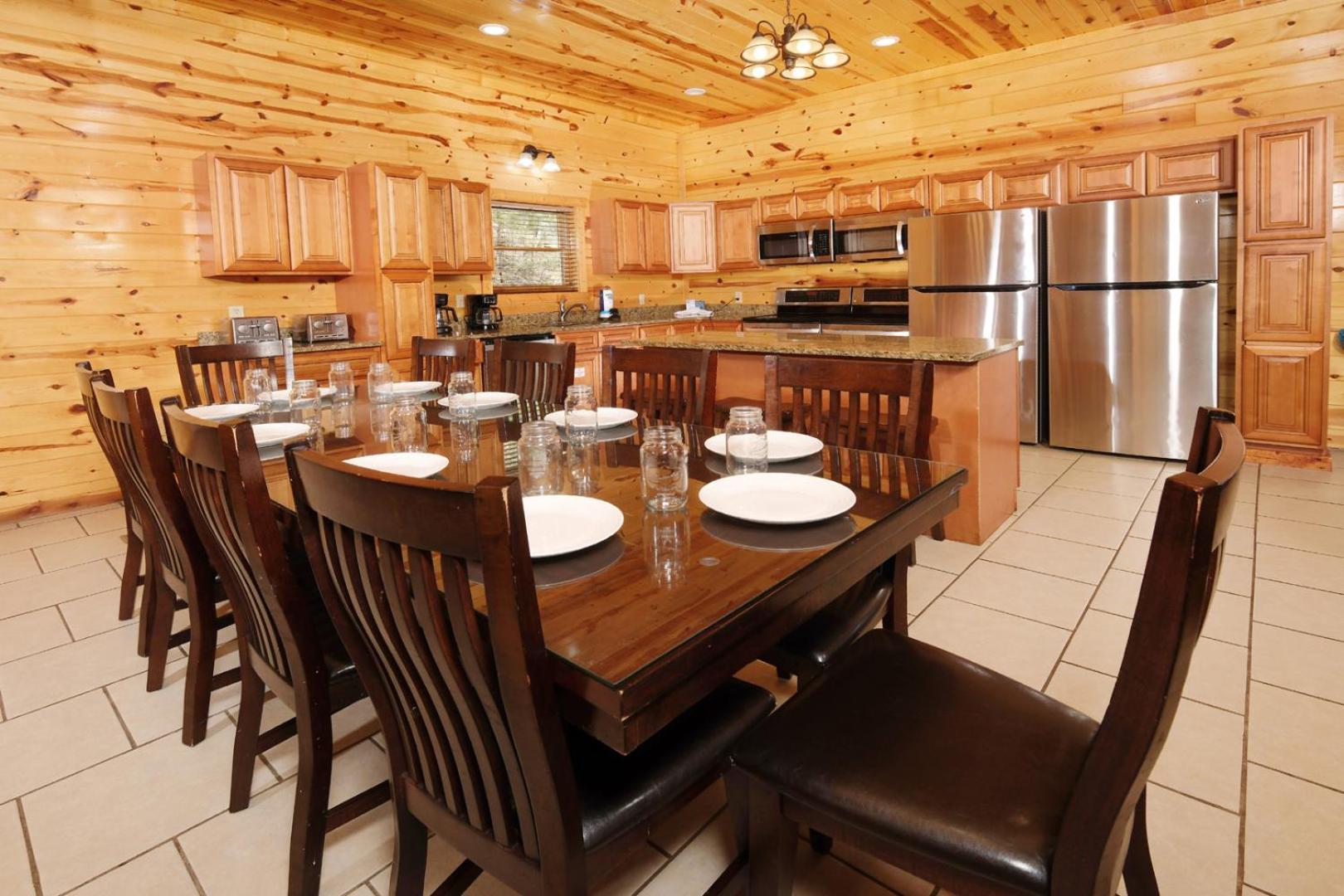 Pet Friendly 5br Indoor Pool Gameroom Theater Holiday home *