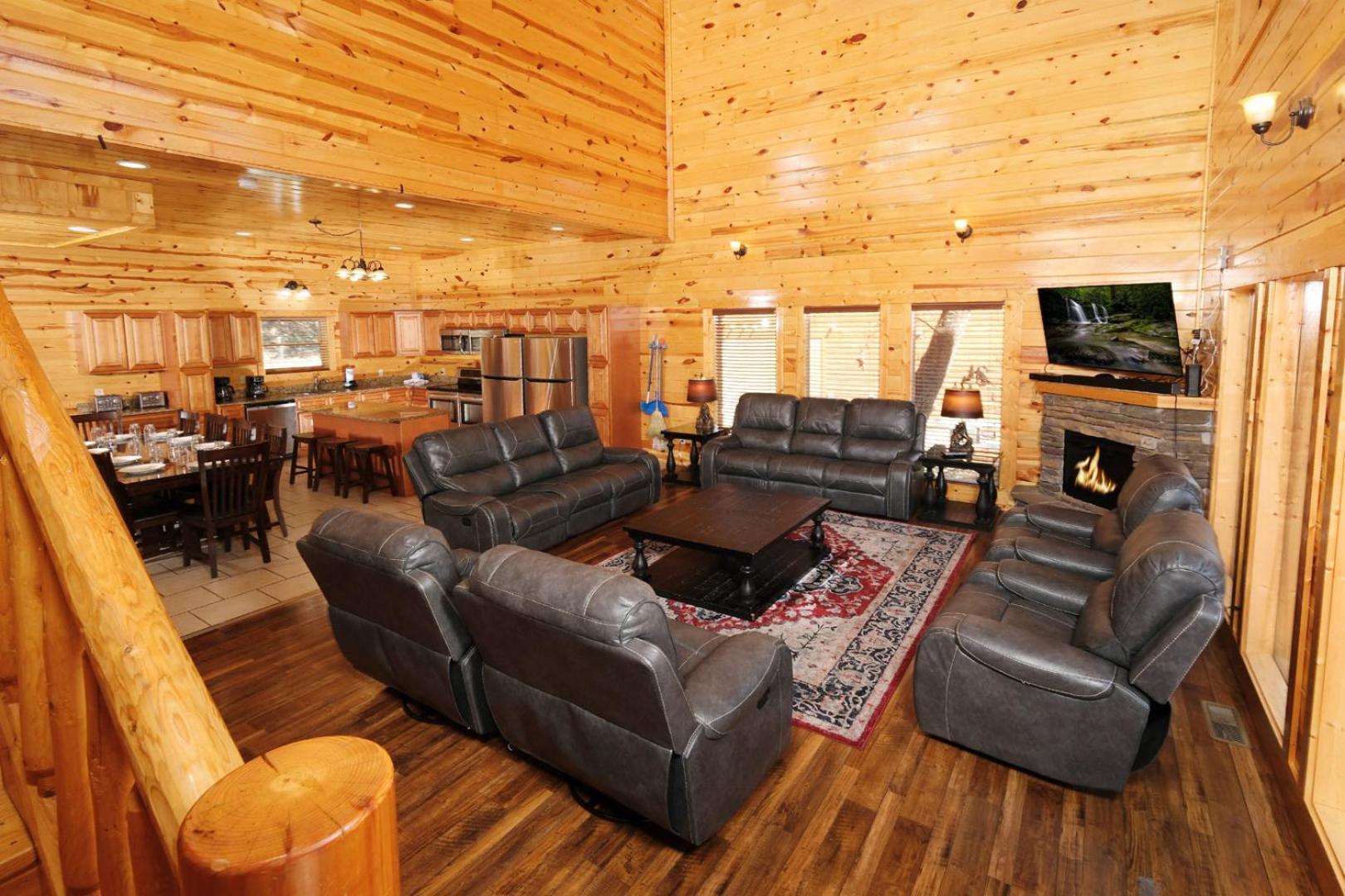 Pet Friendly 5br Indoor Pool Gameroom Theater Holiday home Pigeon Forge