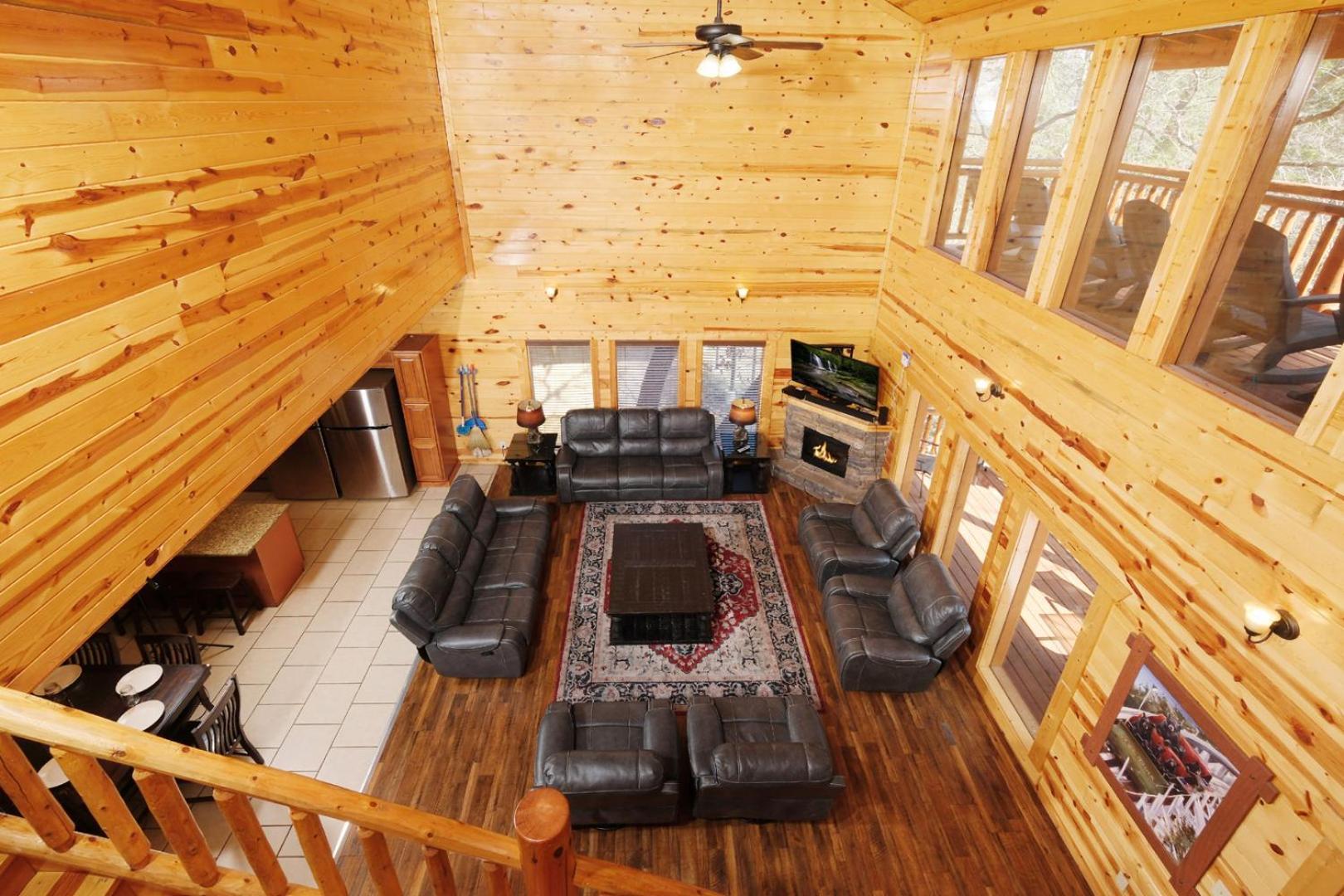 Pet Friendly 5br Indoor Pool Gameroom Theater Pigeon Forge