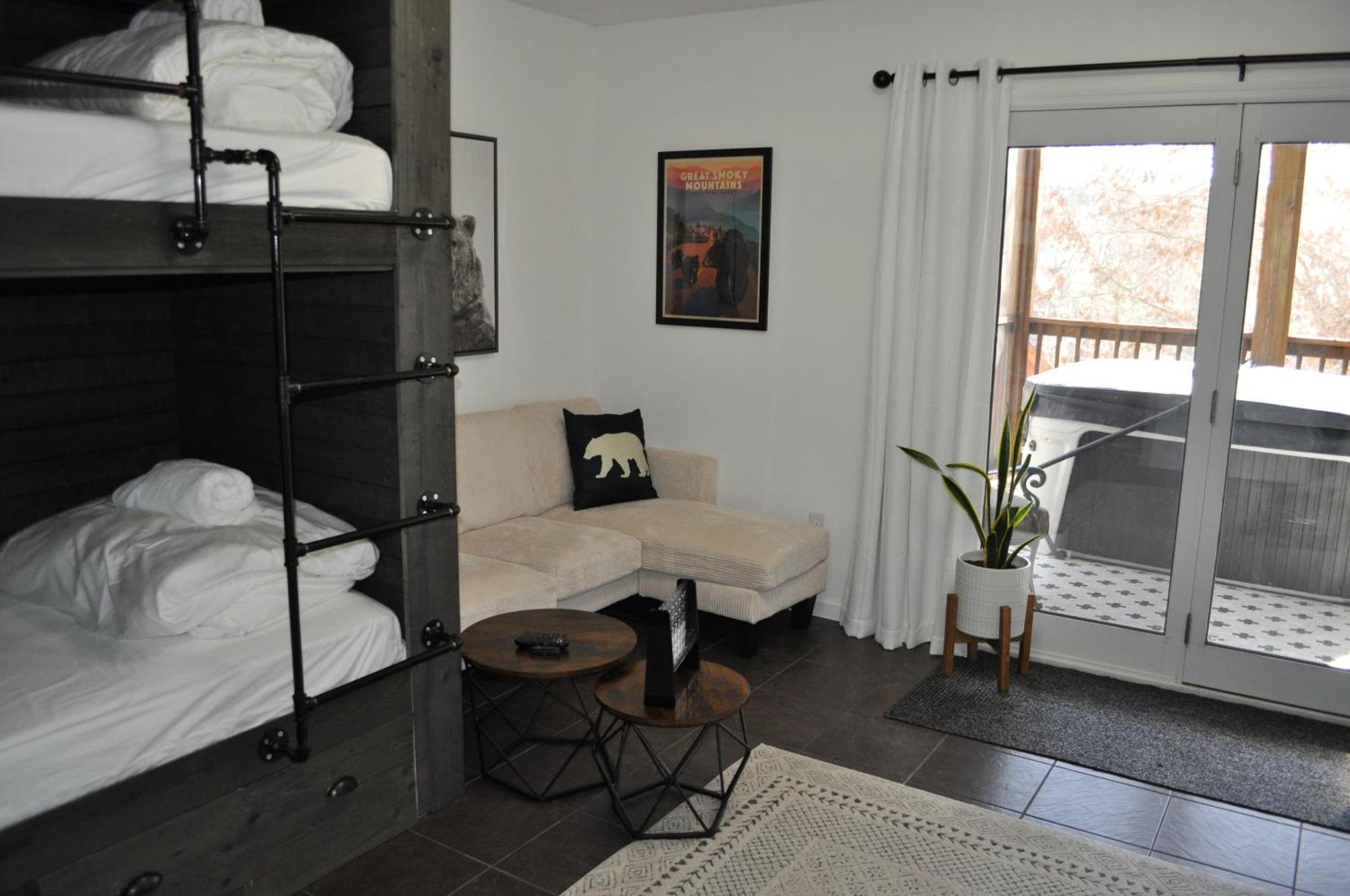 Relax At Forge Tranquil Retreat Near Attractions * Pigeon Forge