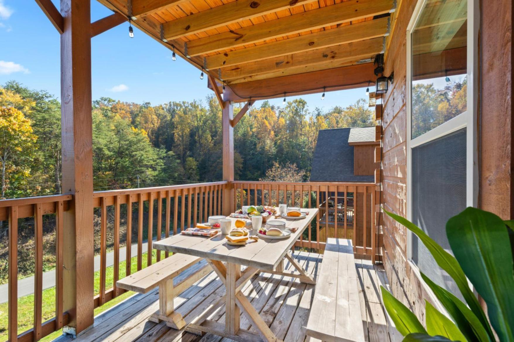 Enchanted Forest Hideaway By Ghosal Luxury Chalet