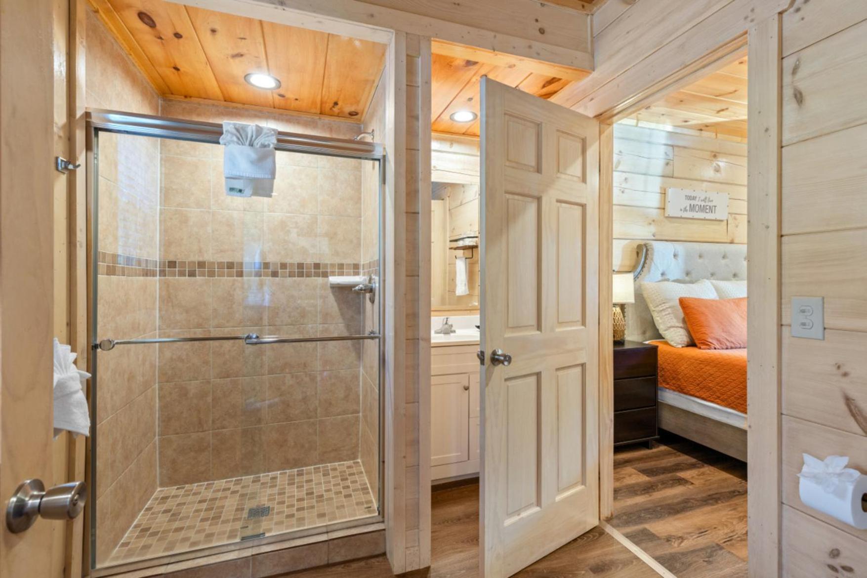 Chalet Enchanted Forest Hideaway By Ghosal Luxury Pigeon Forge