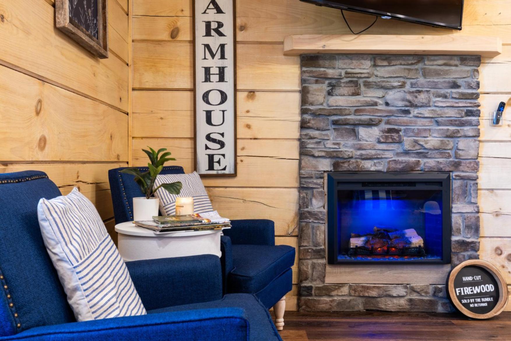 Enchanted Forest Hideaway By Ghosal Luxury Chalet *
