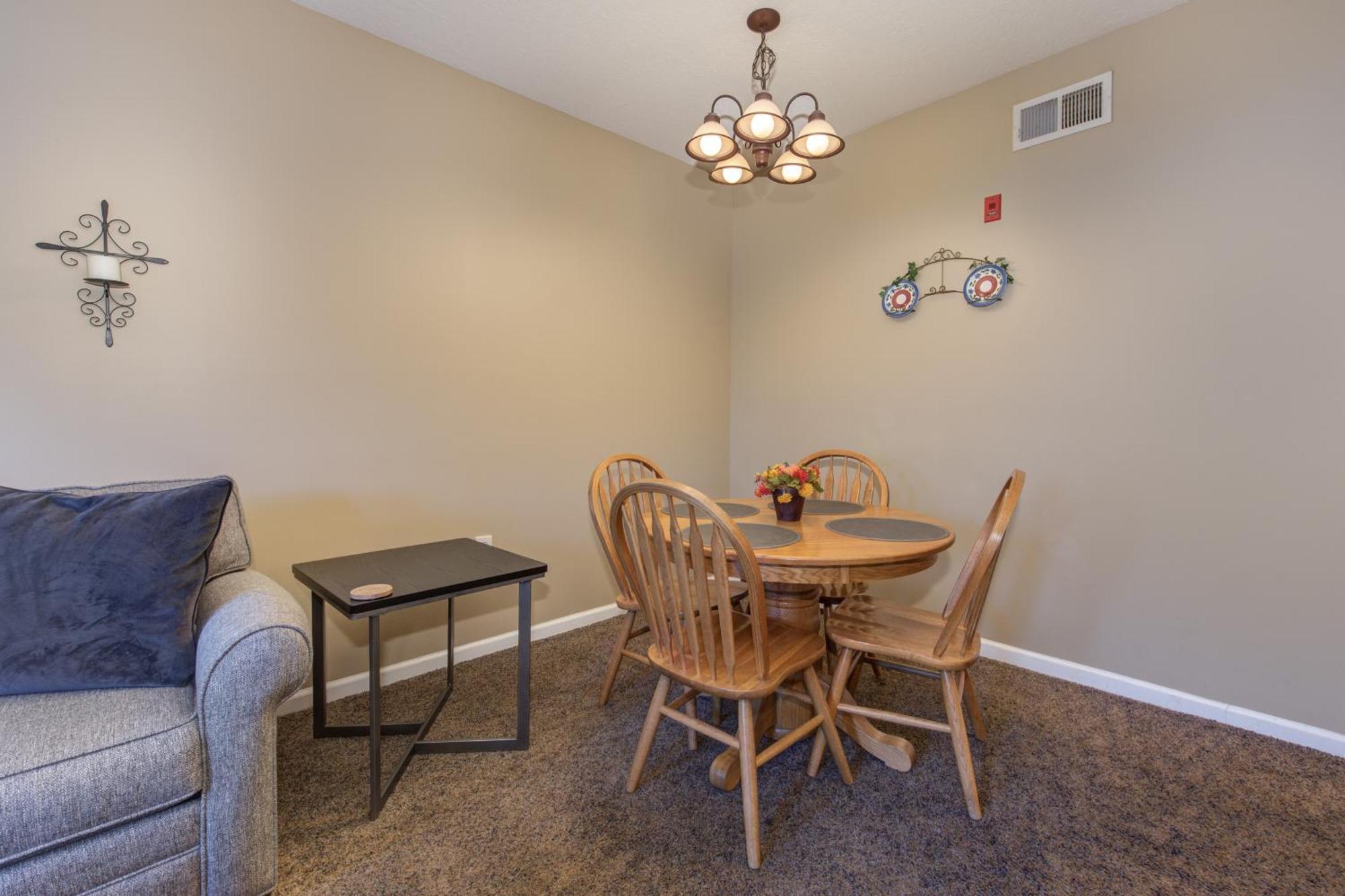 Colonial Crest Unit #113