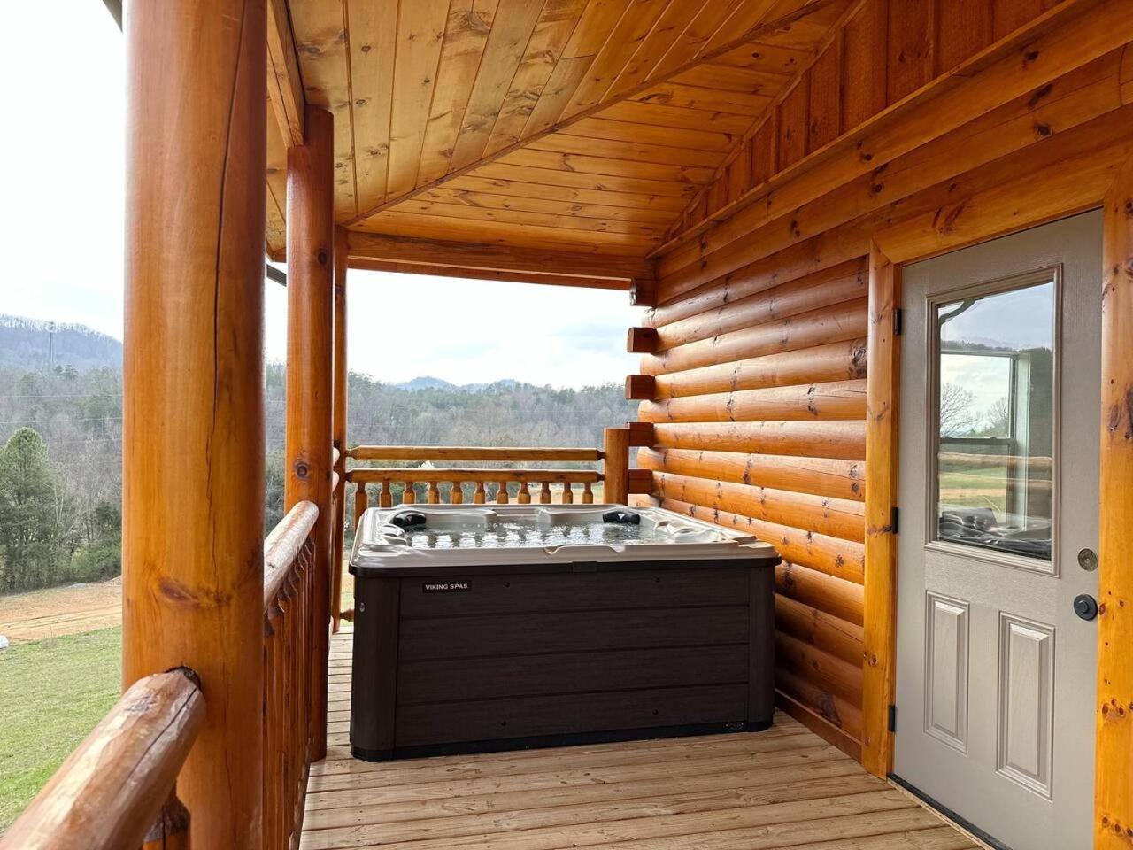 2 Sleeps 28 8bedroom Pool Hot Tub Game *