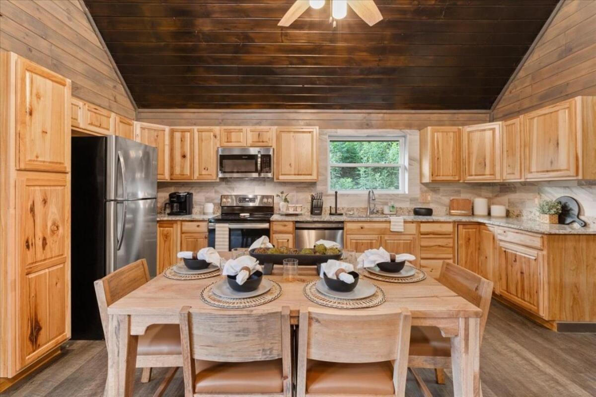 Modern Retreat Holiday home Pigeon Forge