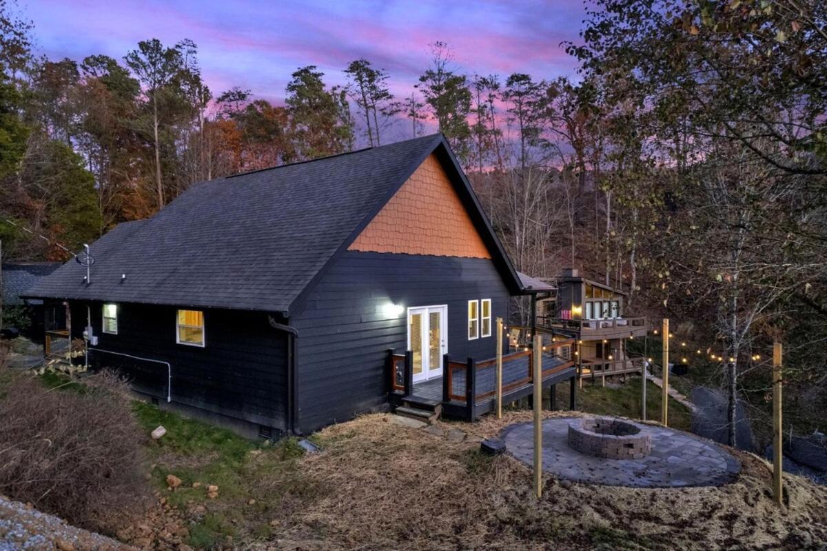 Modern Retreat Holiday home