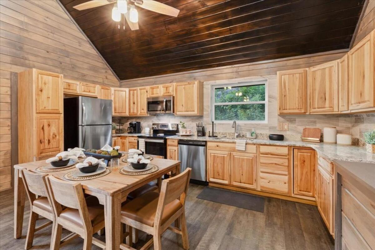 Modern Retreat Holiday home Pigeon Forge