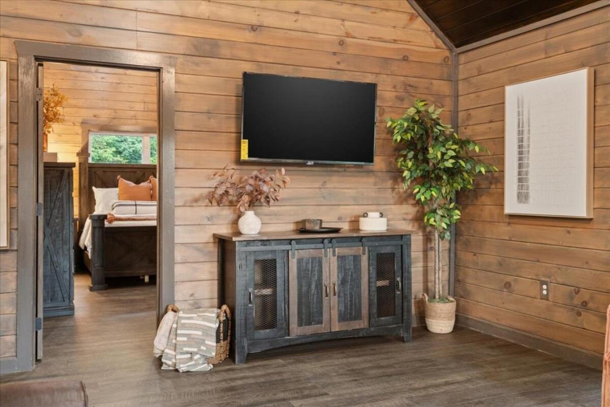 Holiday home Modern Retreat Pigeon Forge