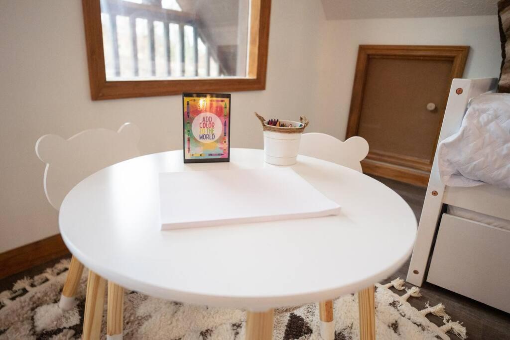 Holiday home Twilight Timber - Pet Friendly With Hot Tub, And Game