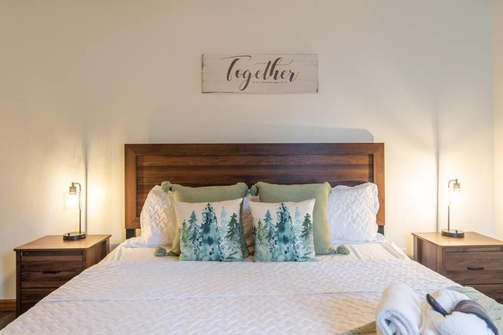 Holiday home Twilight Timber - Pet Friendly With Hot Tub, And Game *