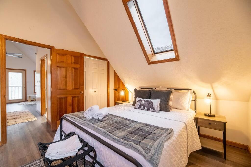 Holiday home Twilight Timber - Pet Friendly With Hot Tub, And Game