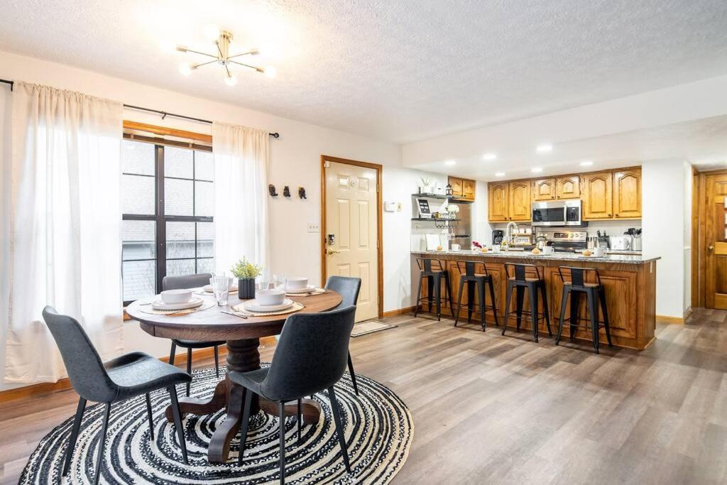 Holiday home Twilight Timber - Pet Friendly With Hot Tub, And Game