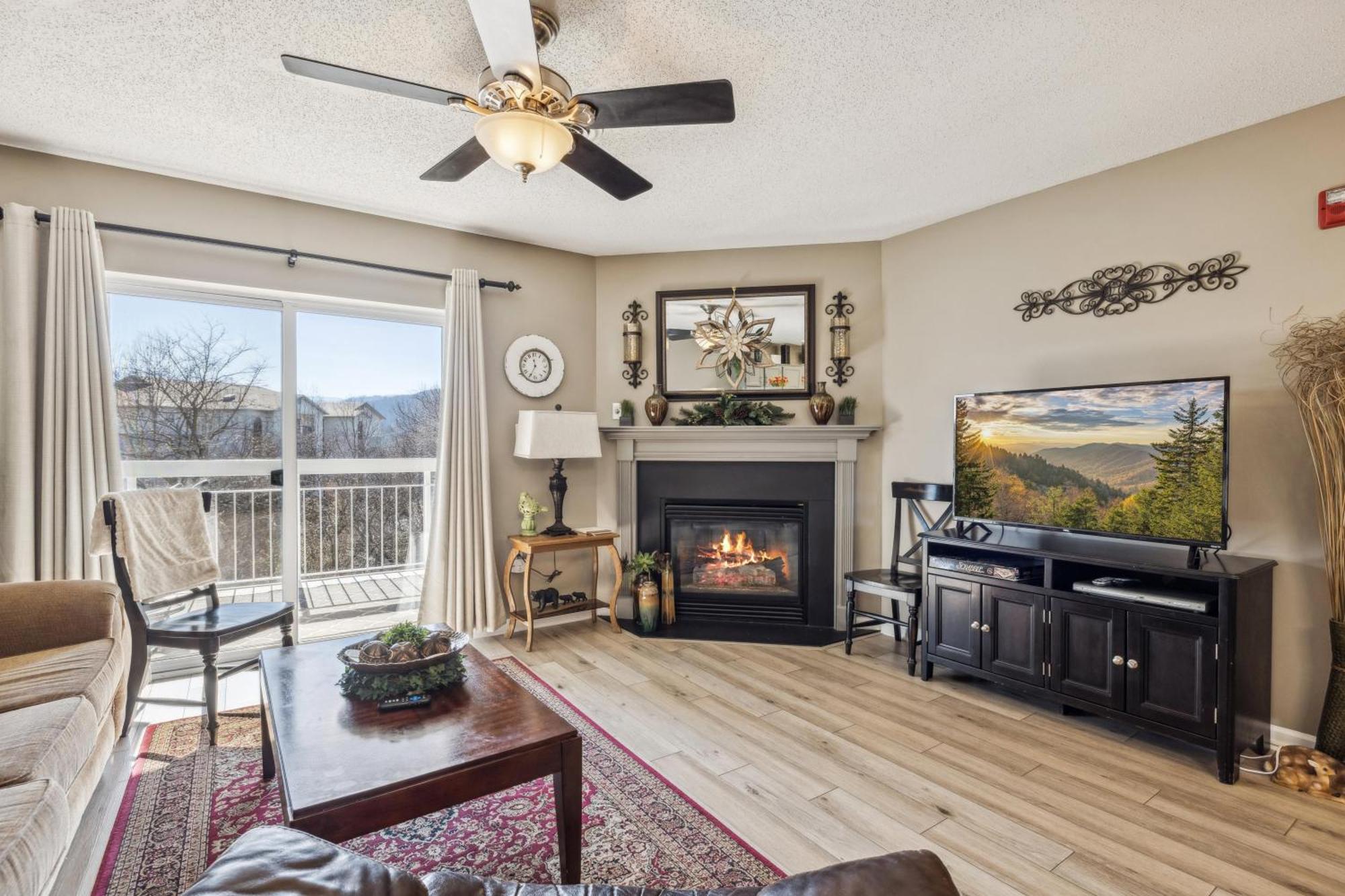 Wp351 Whispering Pines