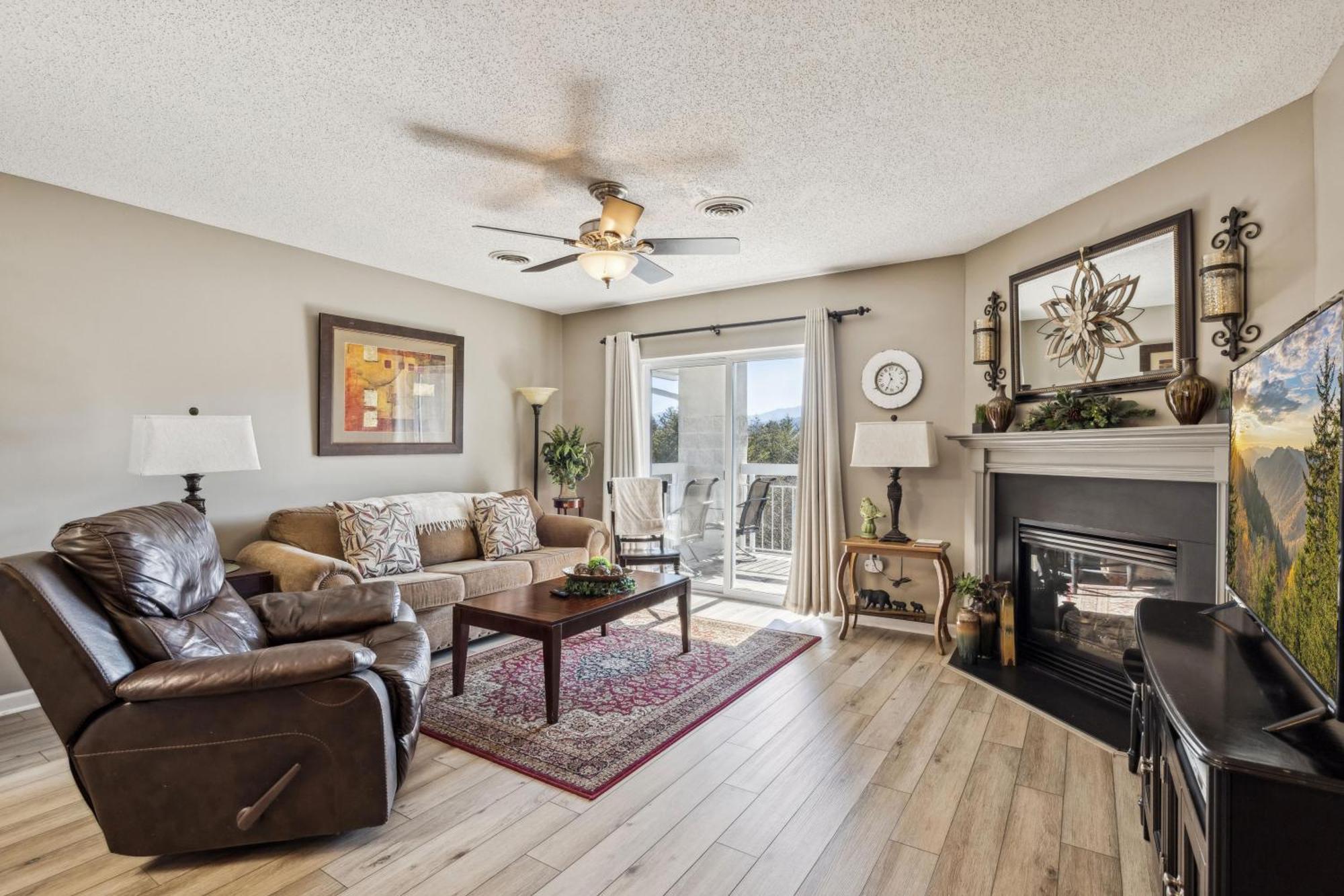 Wp351 Whispering Pines