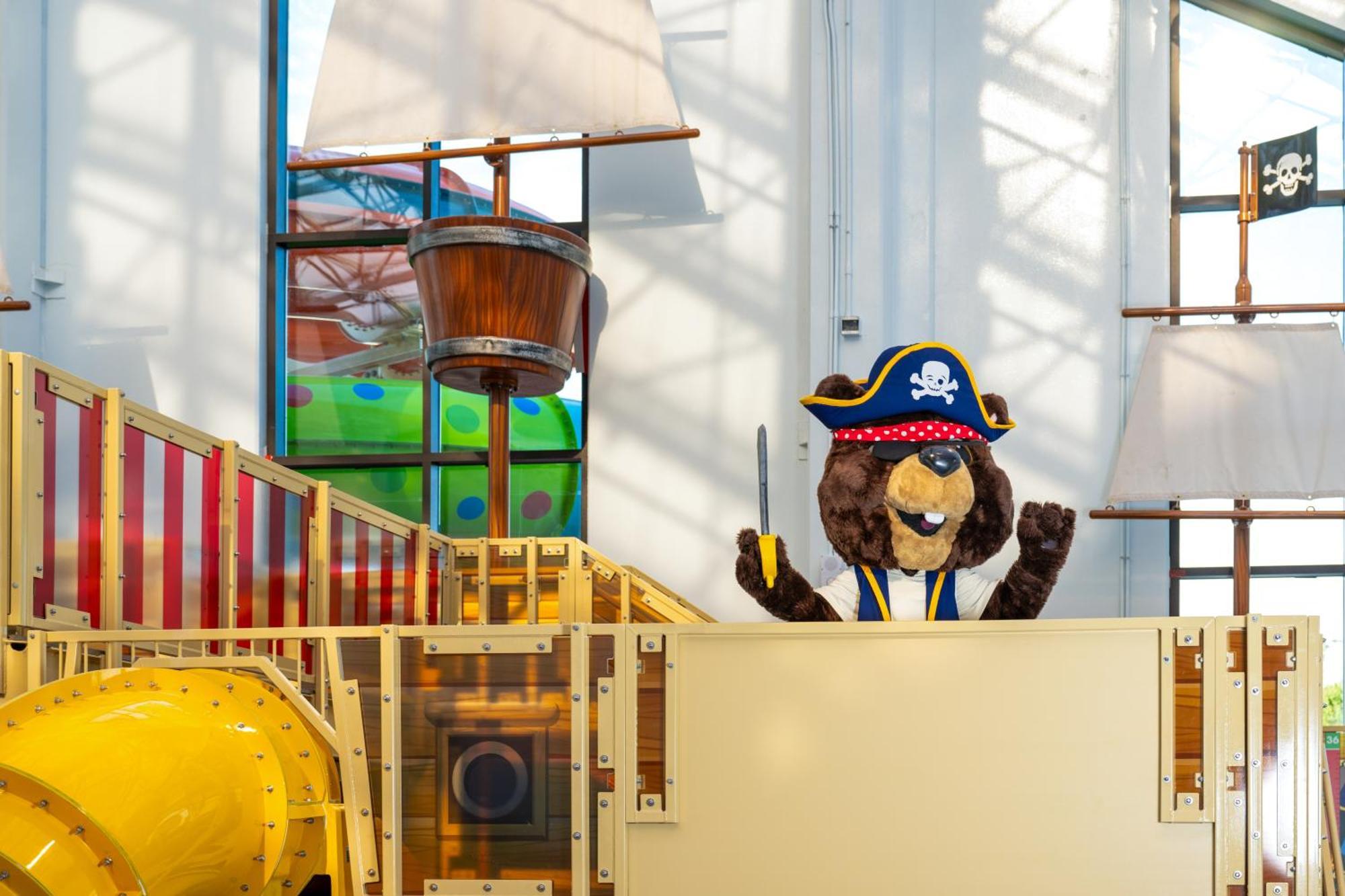 Country Cascades Waterpark Hotel